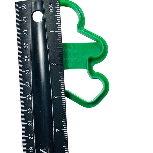Wilton Vintage 1993 Green Gingerbread Boy Cookie Cutter - Picture 2 of 4